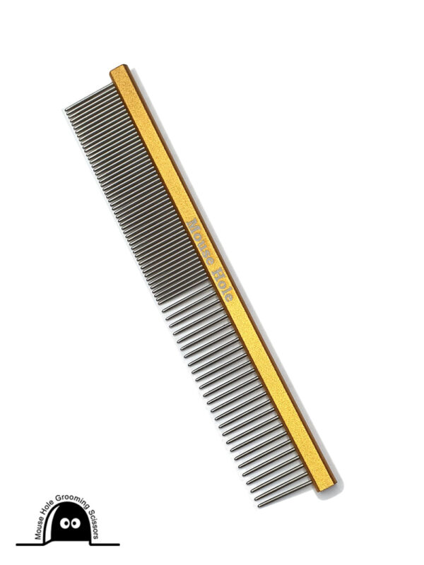 Tiny grooming comb